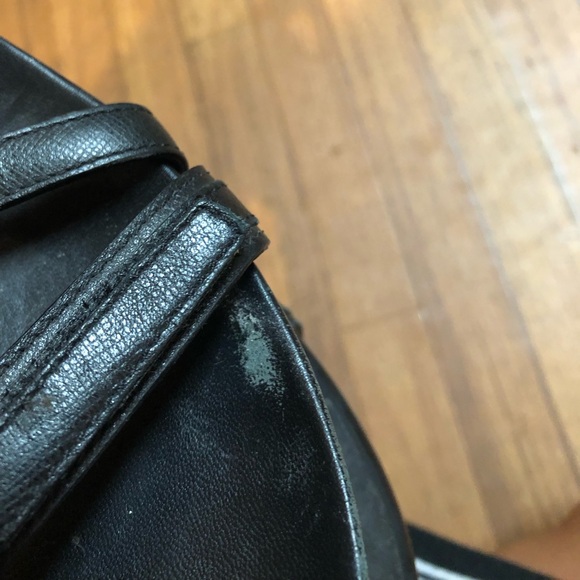 Prada - Picture 6 of 11